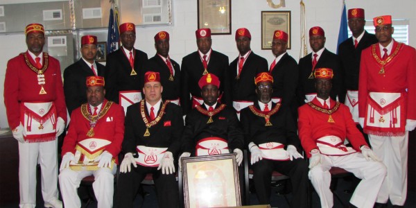 2015_St_James_Chapter_77_Group_photo.jpg